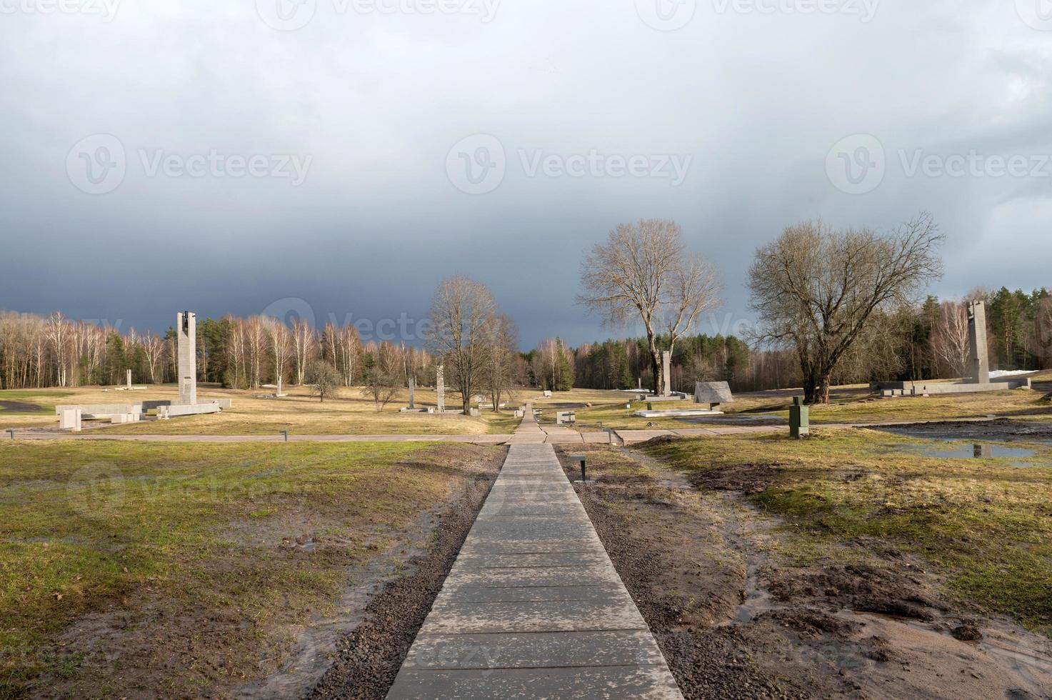 Weißrussland, Minsk, März 2023. das Denkmal von das Dorf von khatyn. foto