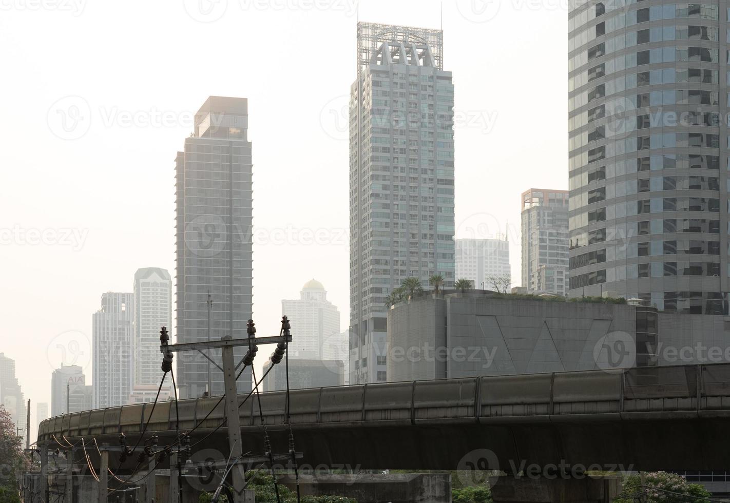 Luft Verschmutzung und Uhr 2.5 über gefährlich Niveau im Bangkok Thailand foto