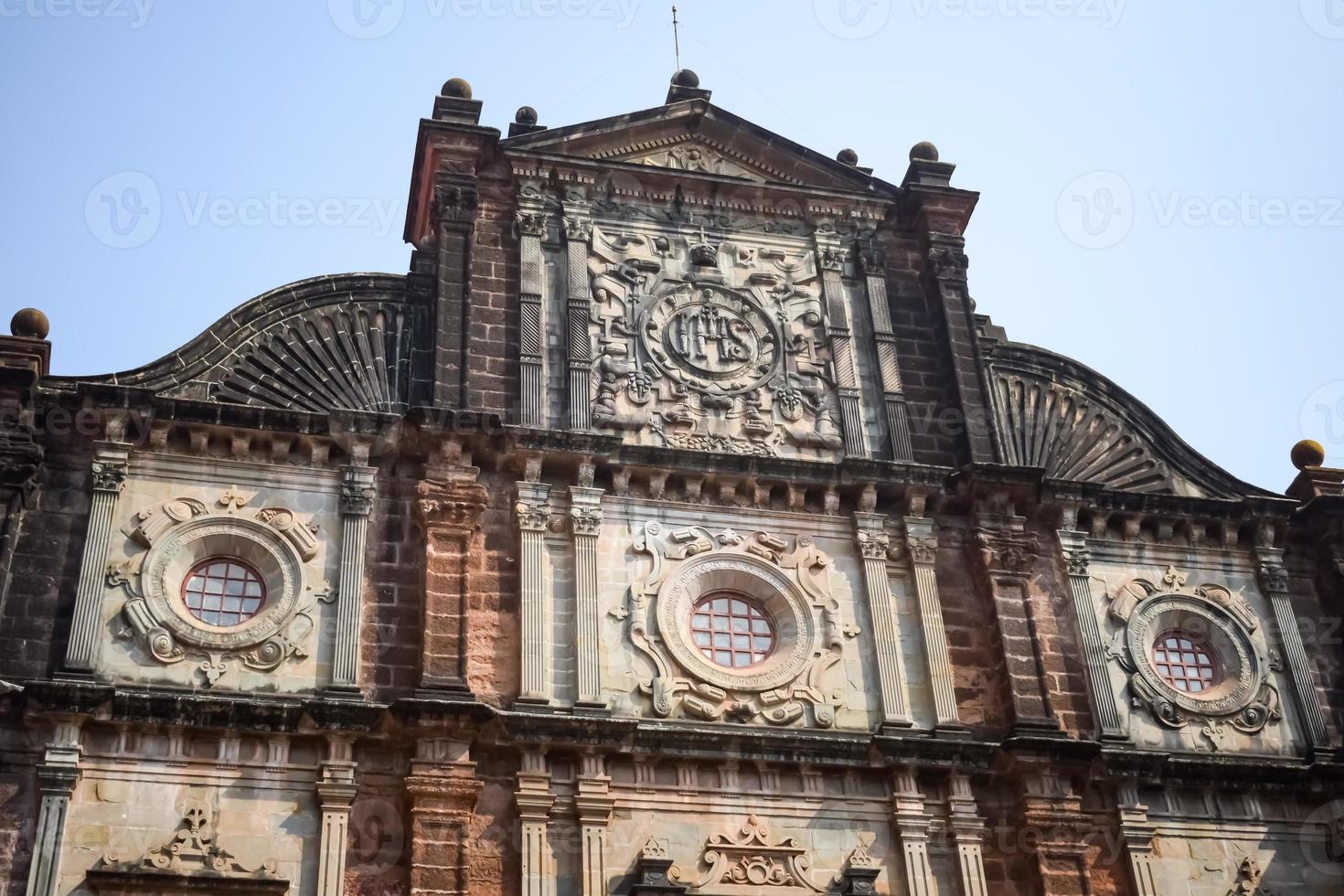 uralt Basilika von bom Jesus alt goa Kirche beim Süd Teil von Indien, Basilika von bom Jesus im alt goa, welche war das Hauptstadt von goa im das früh Tage von Portugiesisch Regel, gelegen im goa, Indien foto