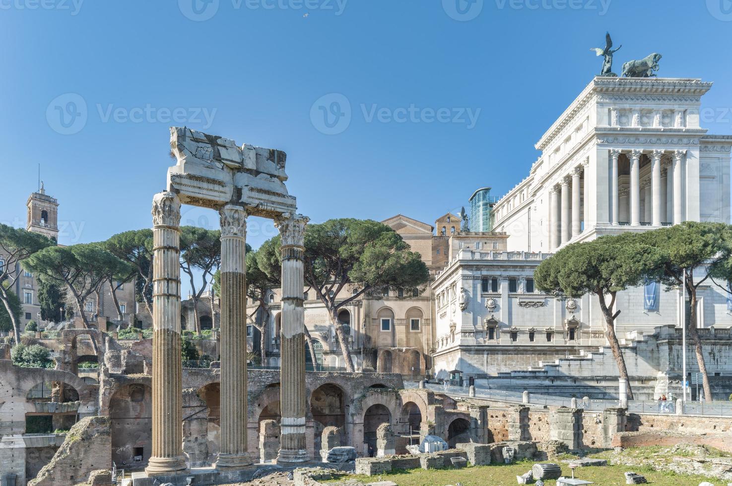 das Tempel von Venus Genetrix im Rom foto