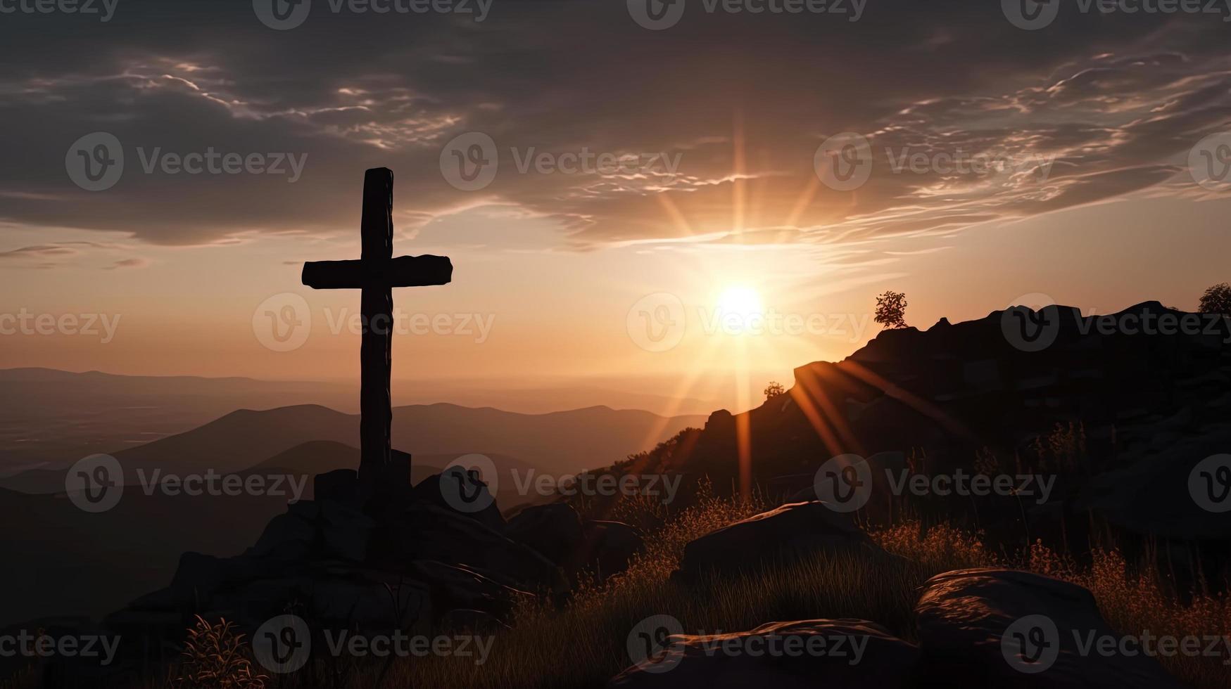 Berg Majestät künstlerisch Silhouette von Kruzifix Kreuz gegen Sonnenuntergang Himmel foto