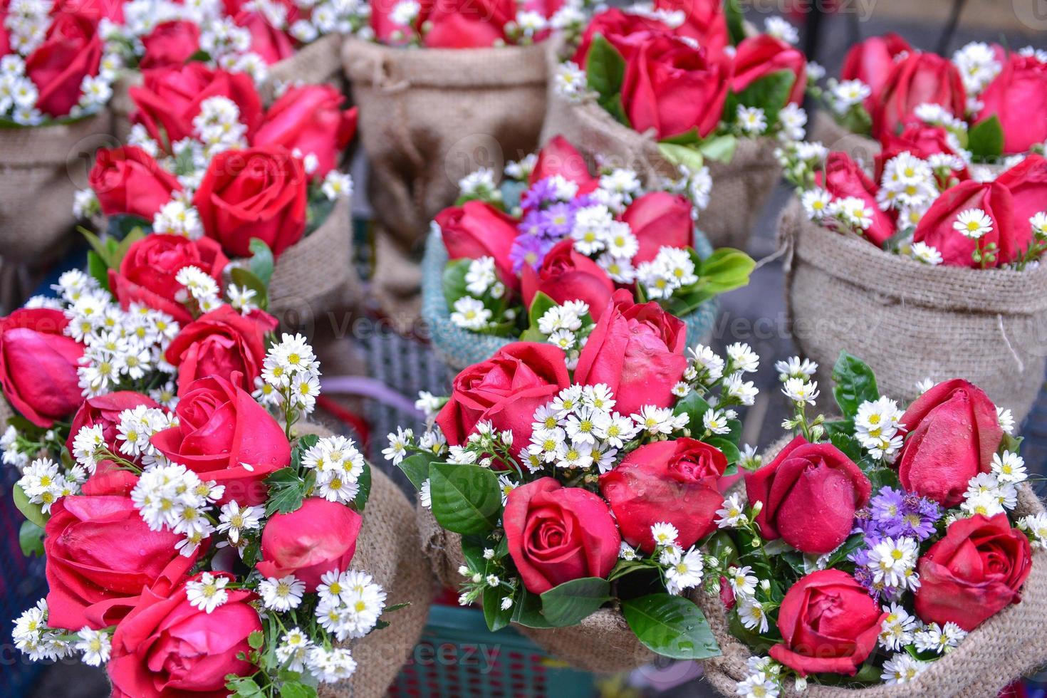 das Rose Strauß, Konzept von Liebe, Geschenk zum Valentinstag foto