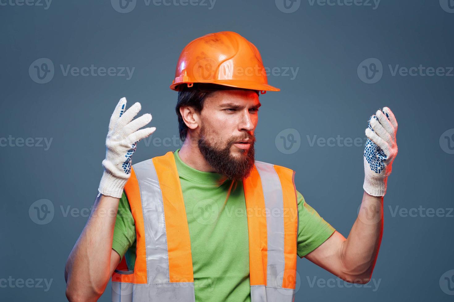 Arbeiter Mann Konstruktion Uniform Emotionen Ingenieur Fachmann Blau Hintergrund foto