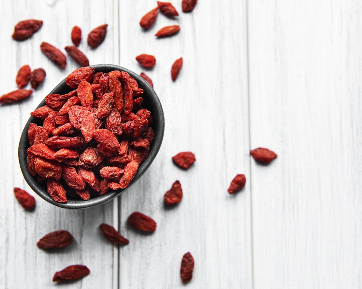 trockene rote Goji-Beeren für eine gesunde Ernährung foto