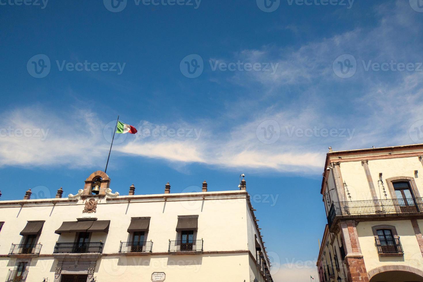 queretaro Stadt Mexiko Innenstadt Platz Independencia mit Mexiko Flagge foto