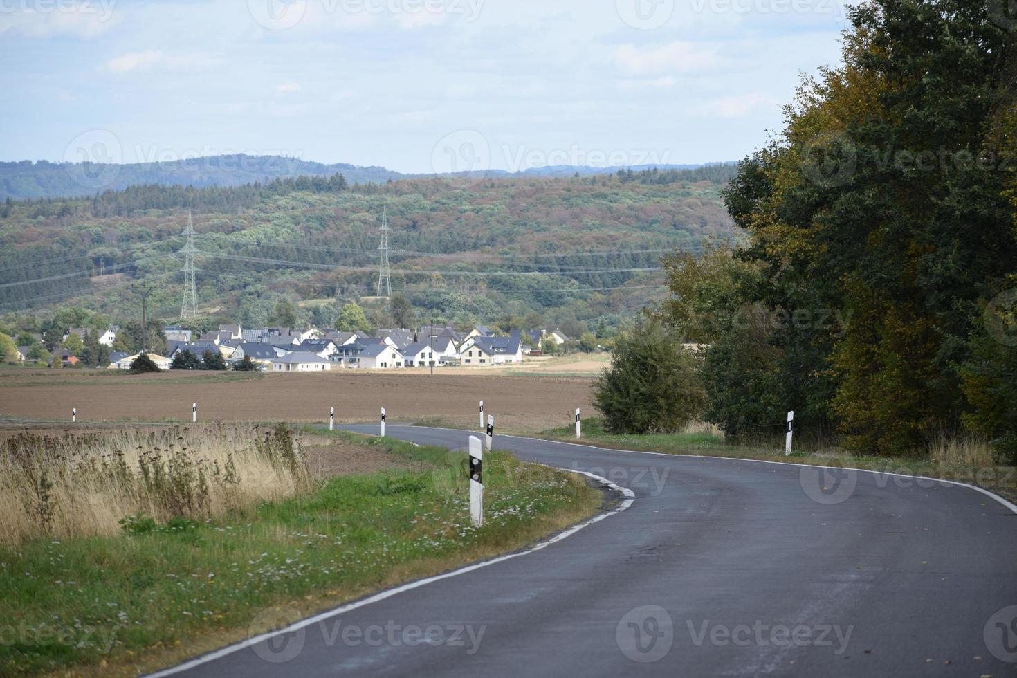 kurvig Straße im das laacher sehen Gebiet foto