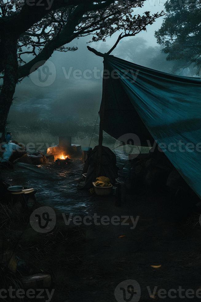 Wildnis Überleben. Bushcraft Zelt unter das Plane im schwer Regen, Umarmen das Ausruhen von Dämmerung. ein Szene von Ausdauer und Elastizität foto