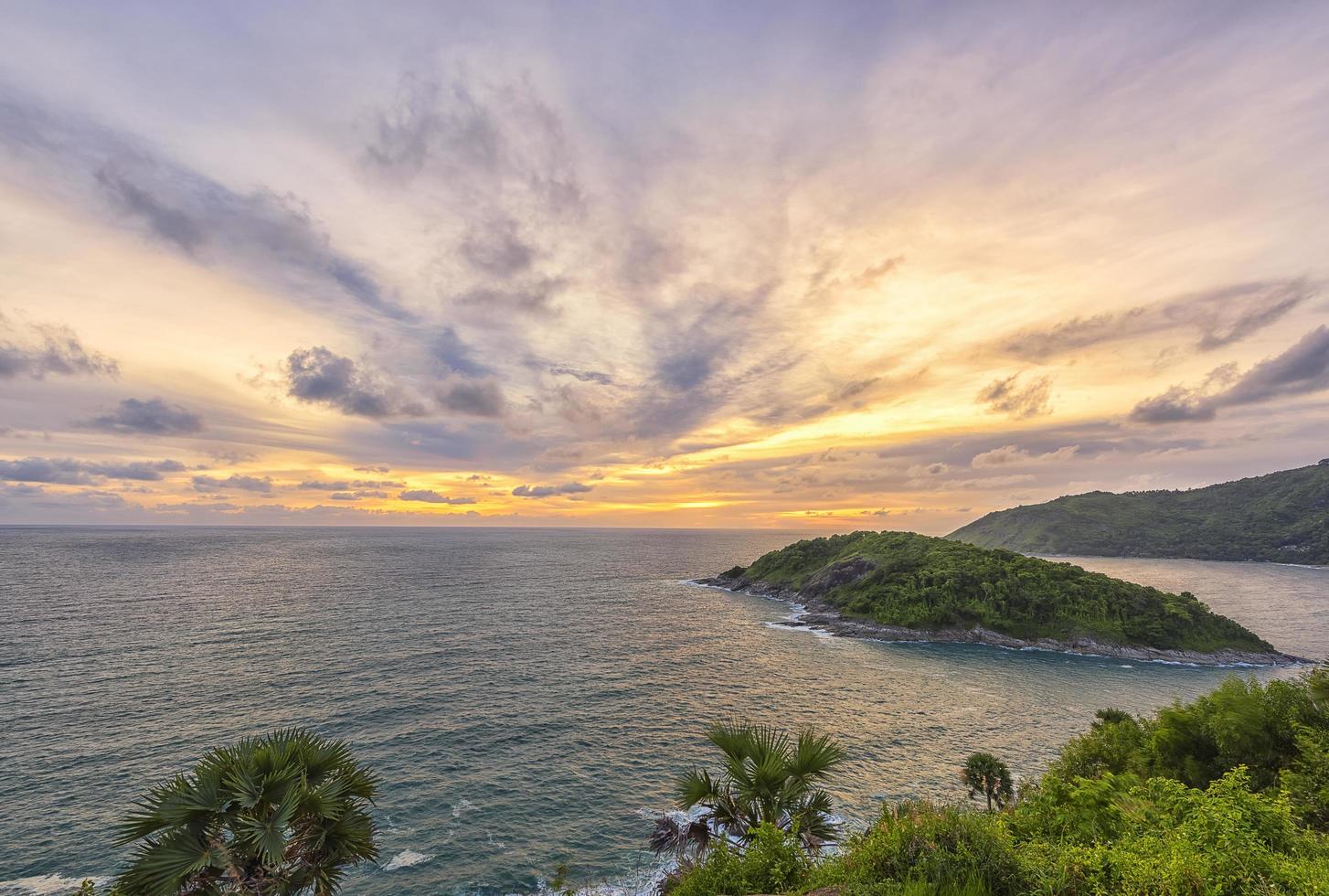 Phromthep Kap Aussichtspunkt in Phuket, Thailand foto