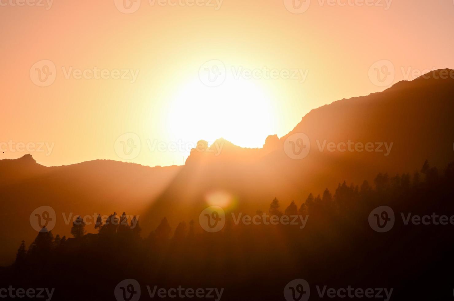 bunter Himmel bei Sonnenuntergang foto