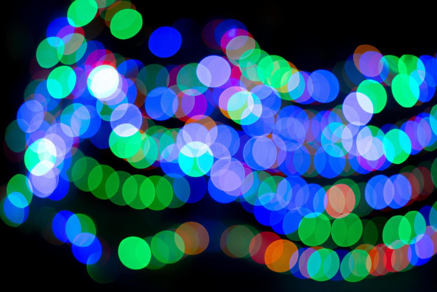 abstrakte bunte Bokeh Lichter auf schwarzem Hintergrund foto