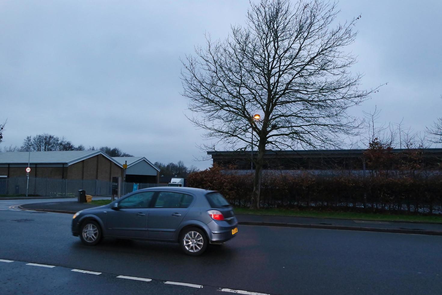 schön Aussicht von Luton Stadt, Dorf von England während wolkig Sonnenuntergang. Bild war gefangen auf 29. März 2023 beim Center von Luton Stadt von Vereinigtes Königreich. foto