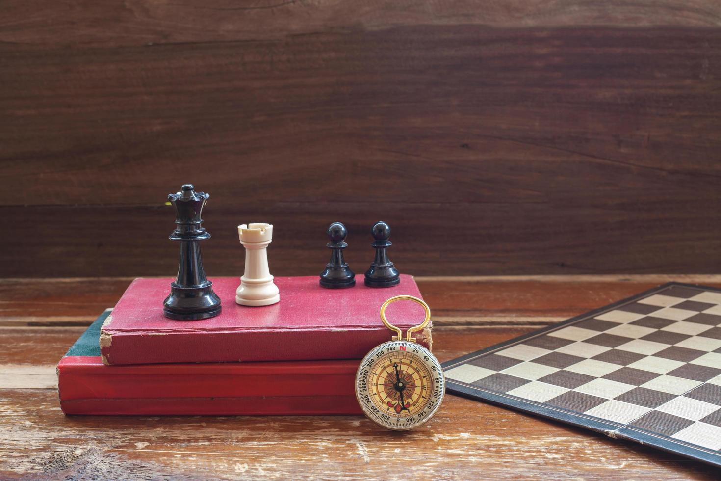 immer noch Leben Schach auf Tafel ,Konzept Geschäft Spiel foto