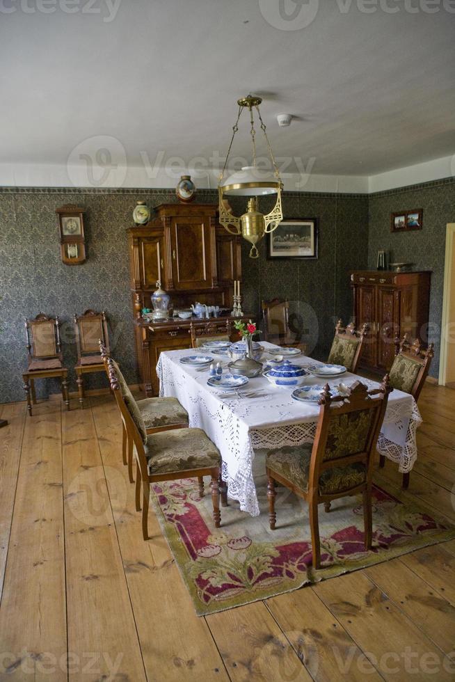 alt elegant historisch edel Zimmer im ein Land Herrenhaus Haus foto
