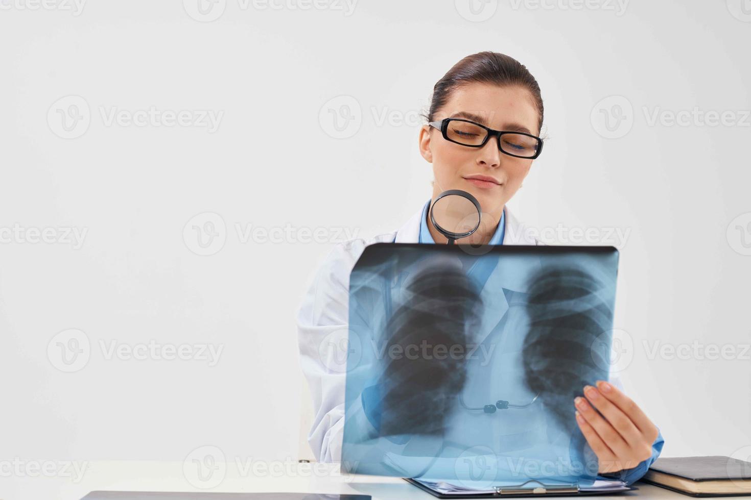 Frau Radiologe Medizin Krankenhaus Forschung Diagnose foto