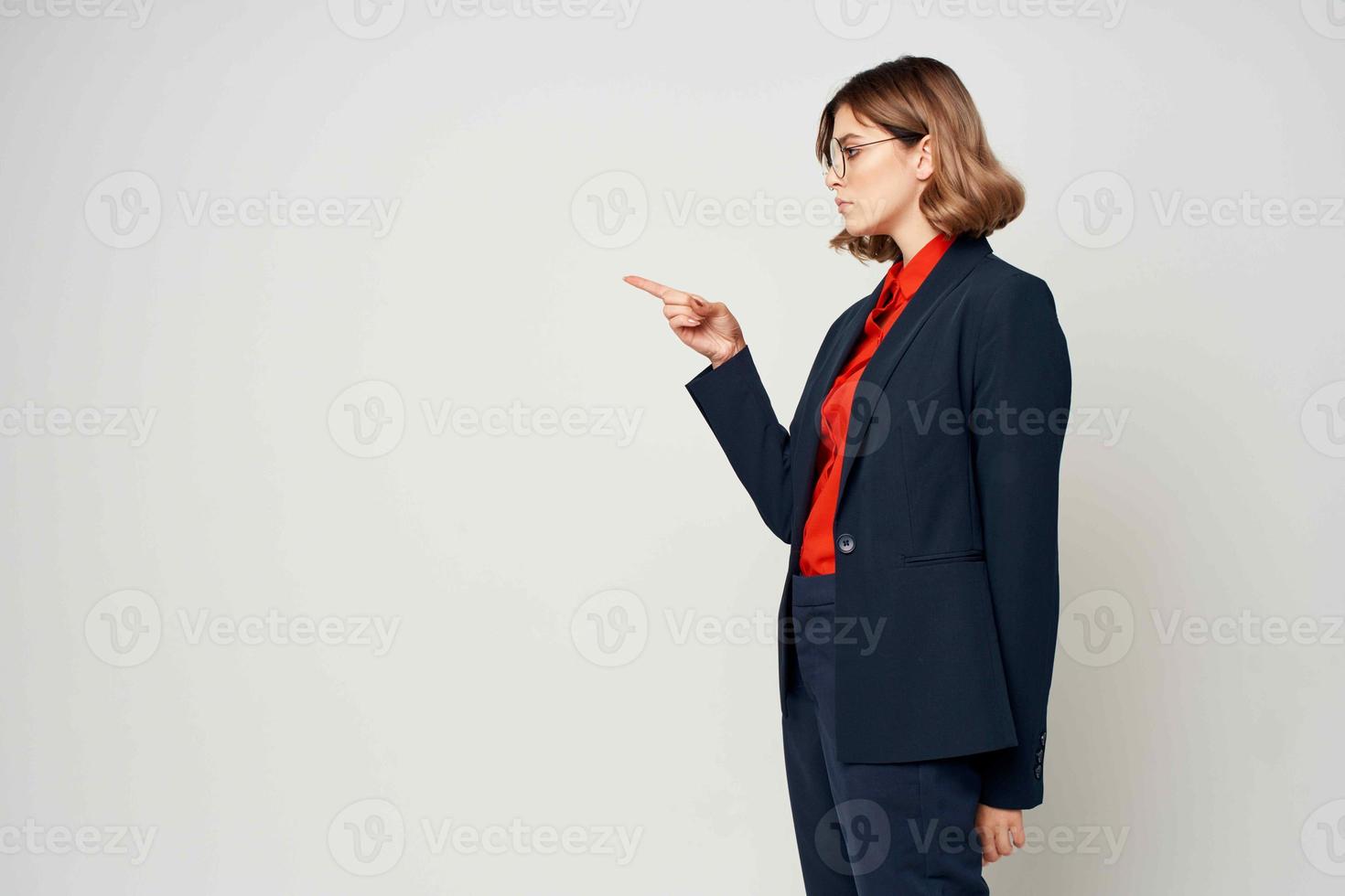 Geschäft Frau im passen Arbeit posieren Nahansicht Manager foto