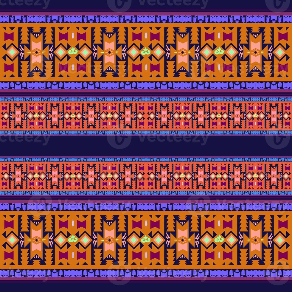 Ikat geometrisch Folklore Ornament. Stammes- ethnisch Textur. nahtlos gestreift Muster im aztekisch Stil. Zahl Stammes- Stickerei. indisch, skandinavisch, Gyp sy, Mexikaner, Volk Muster.ikat nahtlos Muster. foto