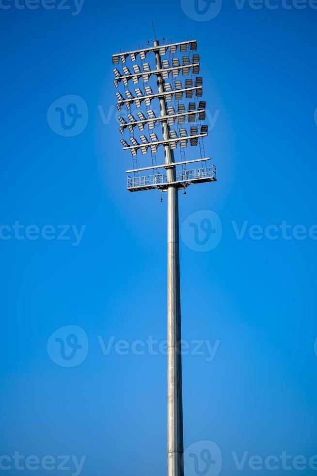 Kricket Stadion Flut Beleuchtung Stangen beim Delhi, Indien, Kricket Stadion Beleuchtung foto