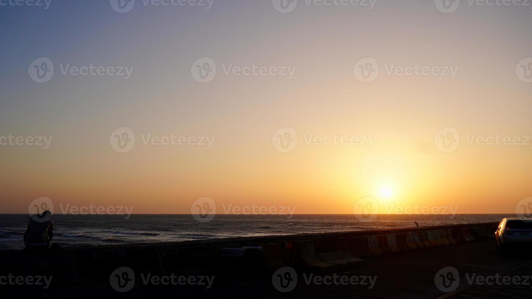 Strand Strand Blick auf den Hafen foto