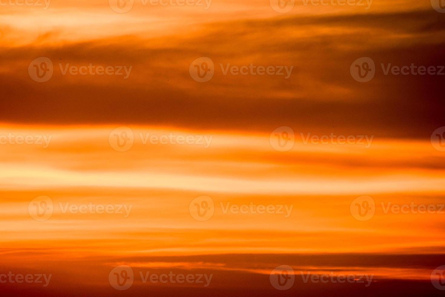 bunter Himmel bei Sonnenuntergang foto