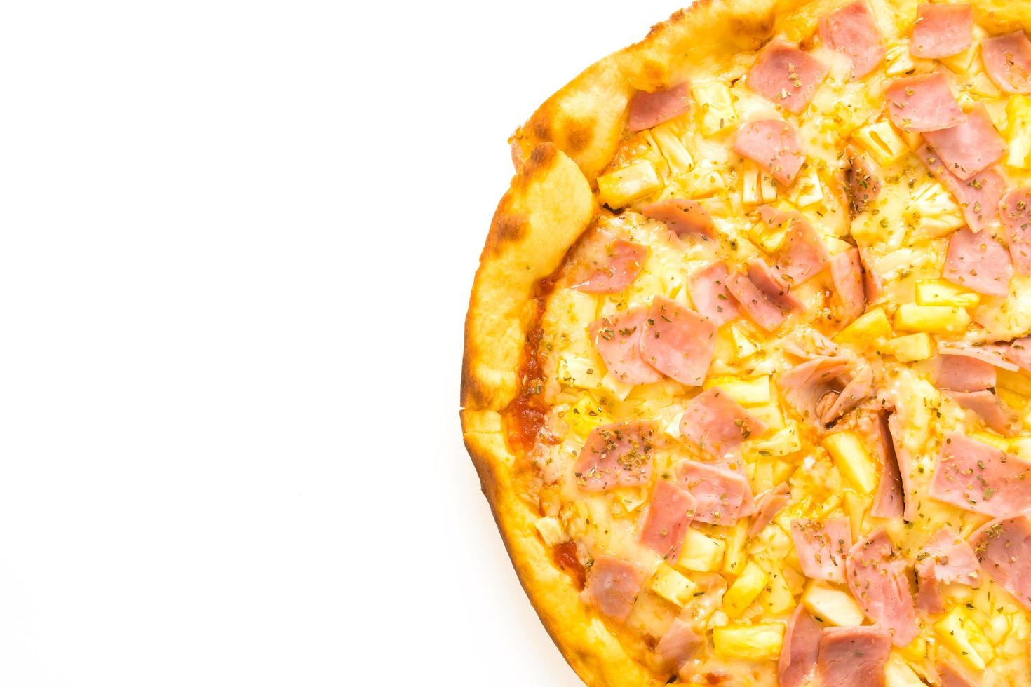 Hawaii-Pizza auf Holztablett foto