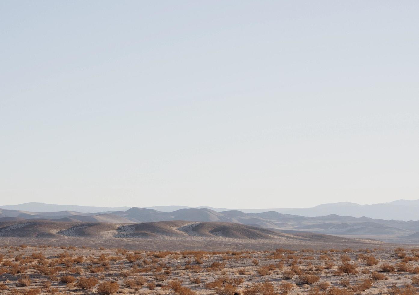 ein Blick auf eine Wüste in Nevada foto