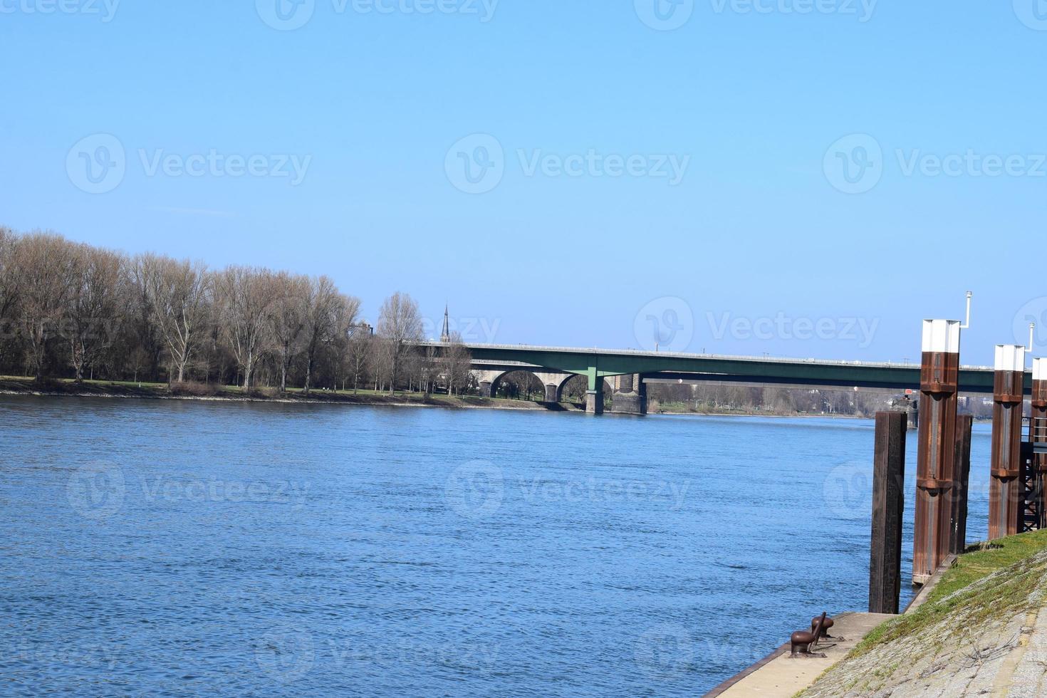 Süd- Brücke im koblenz foto