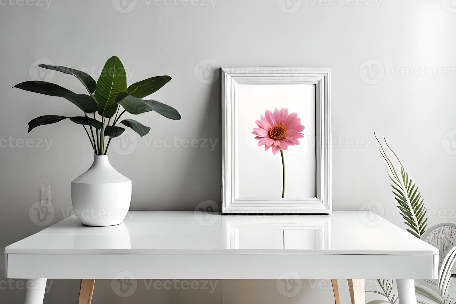 minimal Weiß Bild Rahmen Segeltuch Anzeige mit Blume im Vase foto