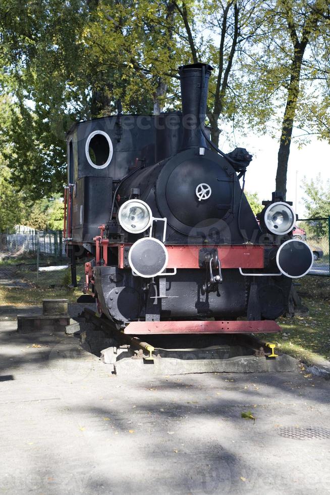 schön alt zerstört historisch Eisenbahn Stehen im das Museum foto