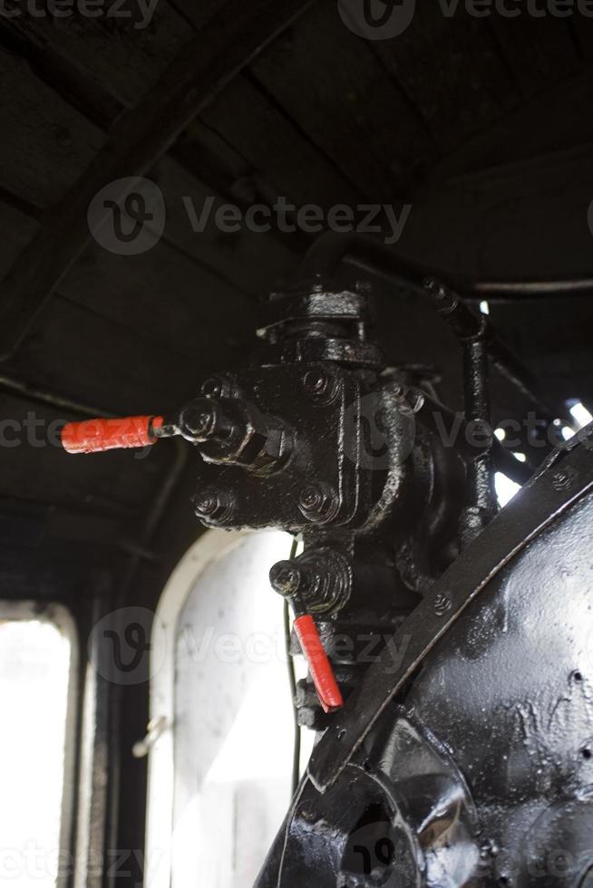 schön alt zerstört historisch Eisenbahn Stehen im das Museum foto