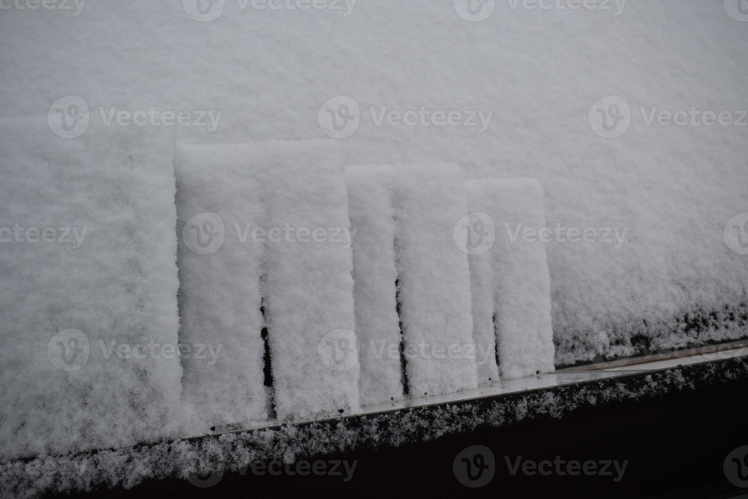 Treppe im frisch Schnee foto