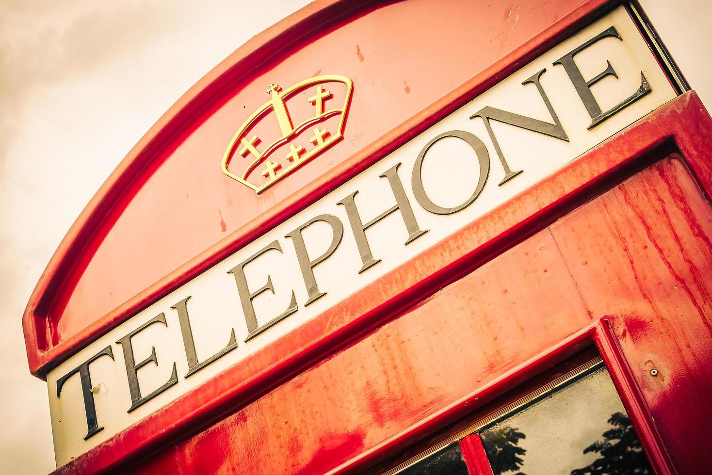 rote Telefonzelle im Londoner Stil foto