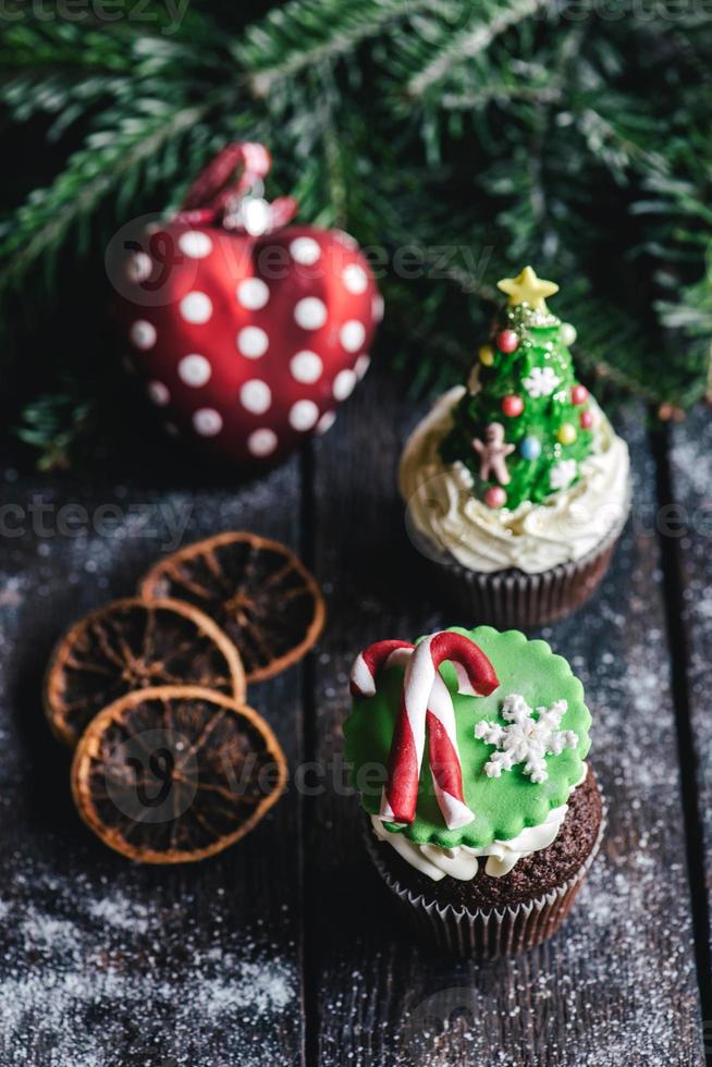 Tasse Kuchen zum Weihnachten foto