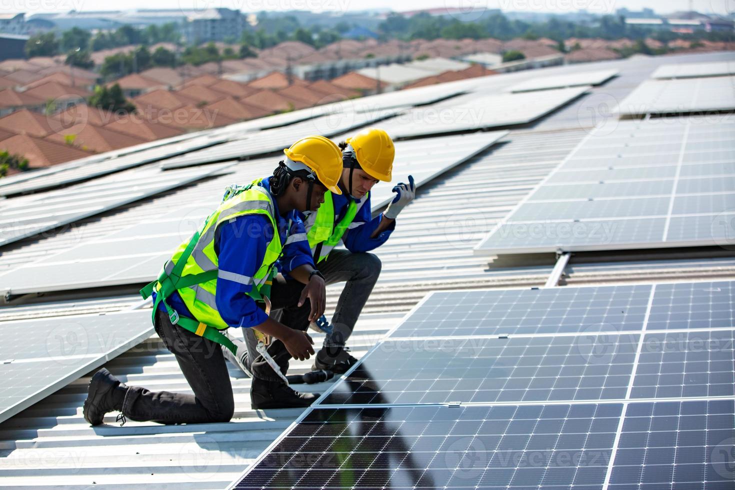 Solar- Zelle Paneele beim Solar- Bauernhof foto