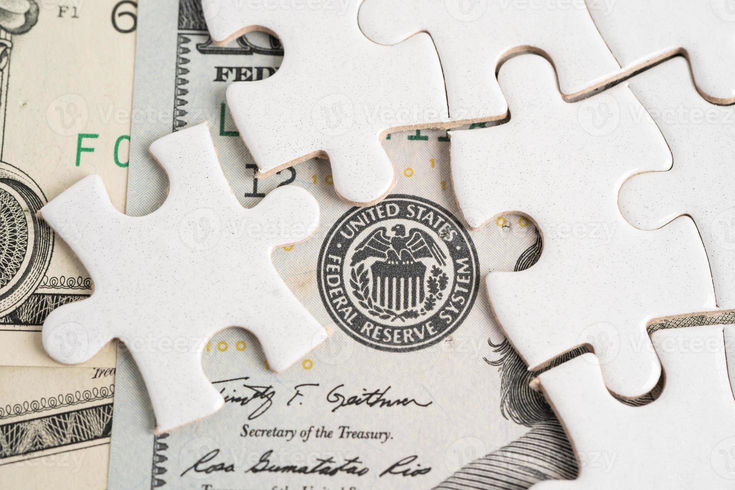 fütterte das Federal Reserve System mit Puzzlepapier, das Zentralbanksystem der Vereinigten Staaten von Amerika. foto