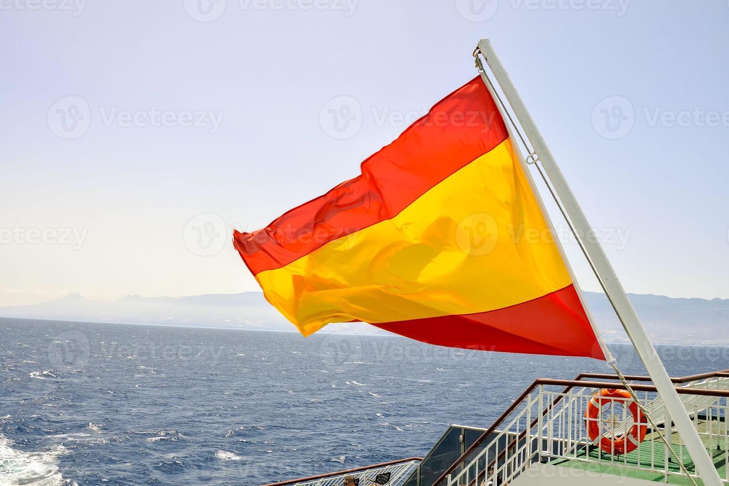 ein wellig Spanien Flagge foto