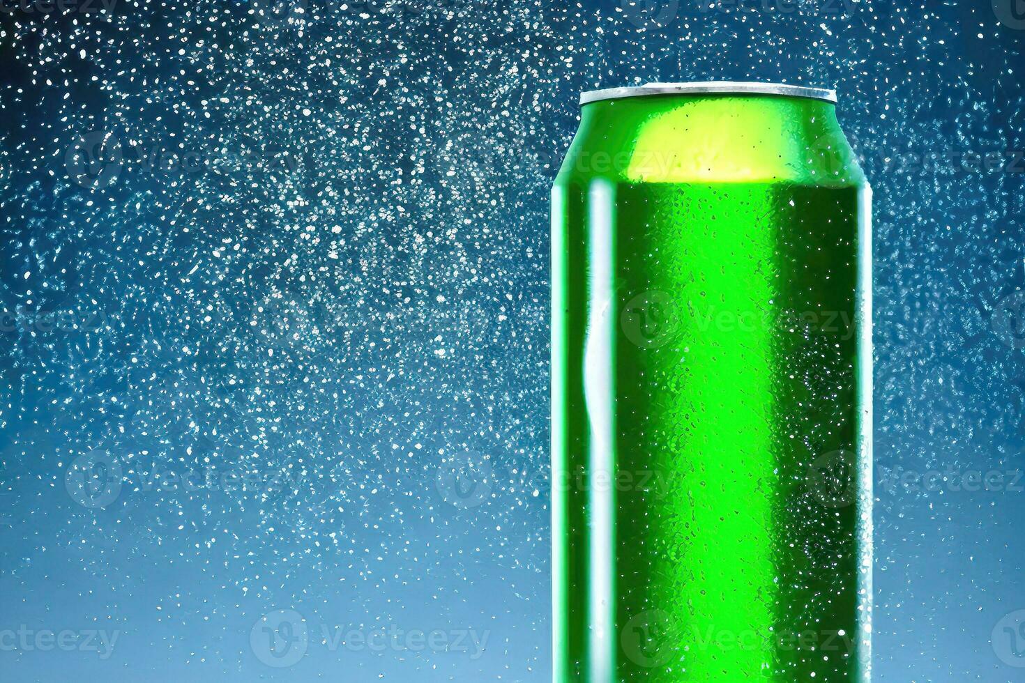 Dosen- Alkohol Illustration mit Metall Tab foto