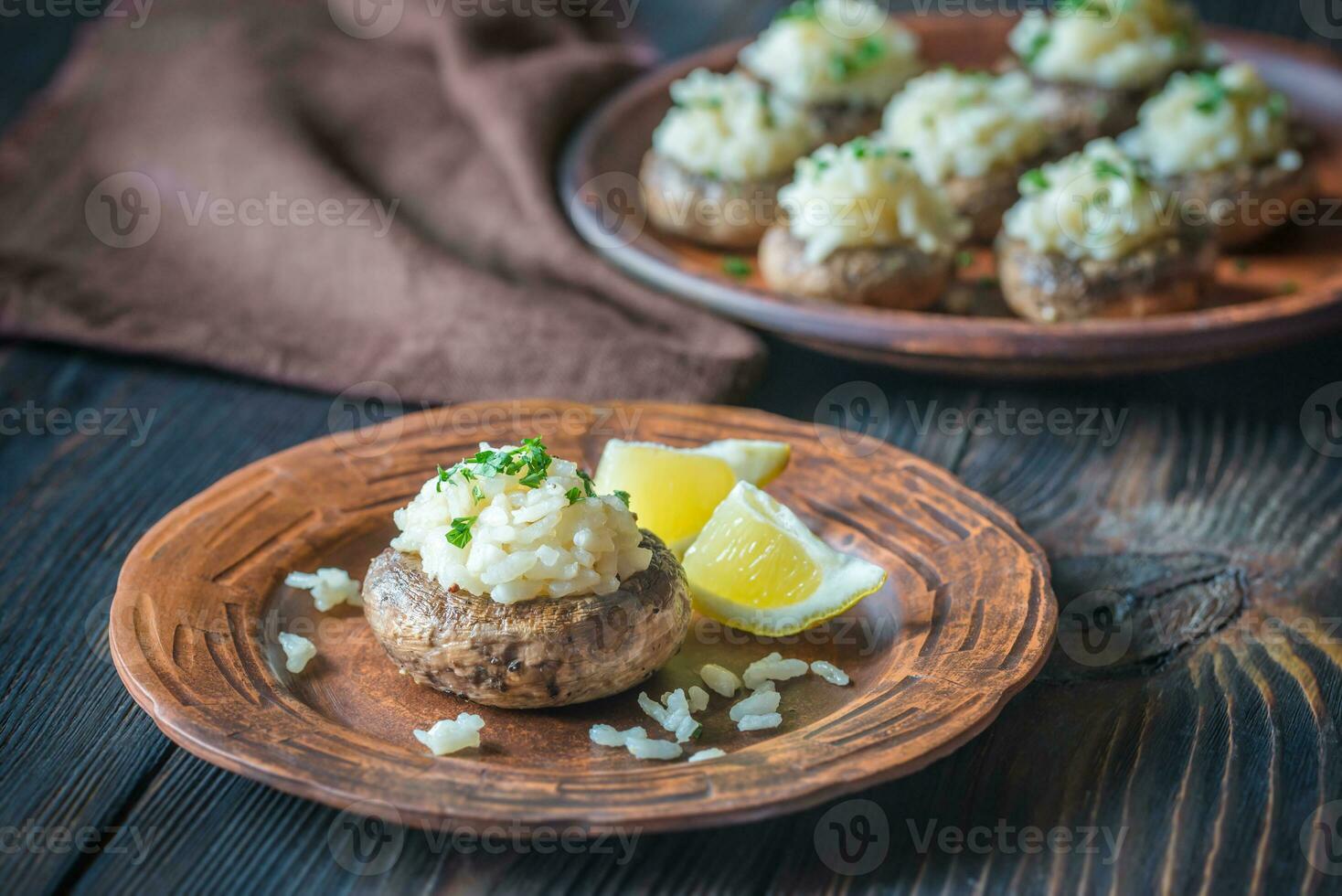 mit Risotto gefüllte Champignons foto