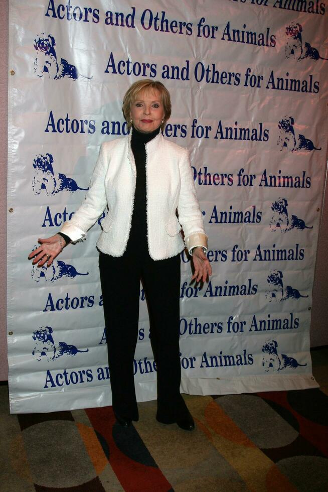 Florenz Henderson beim das Schauspieler Andere zum Tiere braten von Weihnachtslied Channing beim das Universal- Hilton Hotel im los Engel ca. auf November 15 20082008 foto