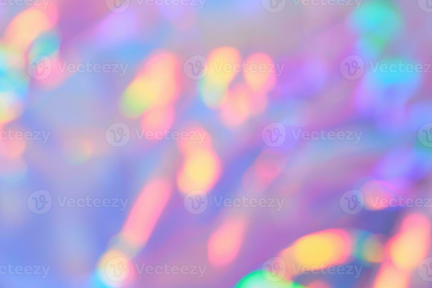 Sanft Gradient Hintergrund mit glatt verschwommen holographisch irisierend Farben mit golden Bokeh. festlich glänzend Hintergrund foto