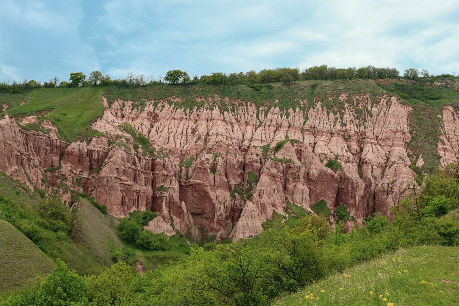 rot Schlucht im sebes alba gefangen von anders Winkel während ein regnerisch Tag foto