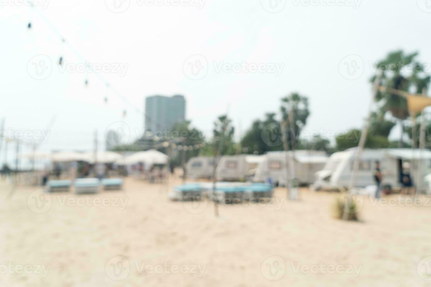 abstrakte Unschärfe Wohnmobil am Strand für Hintergrund foto