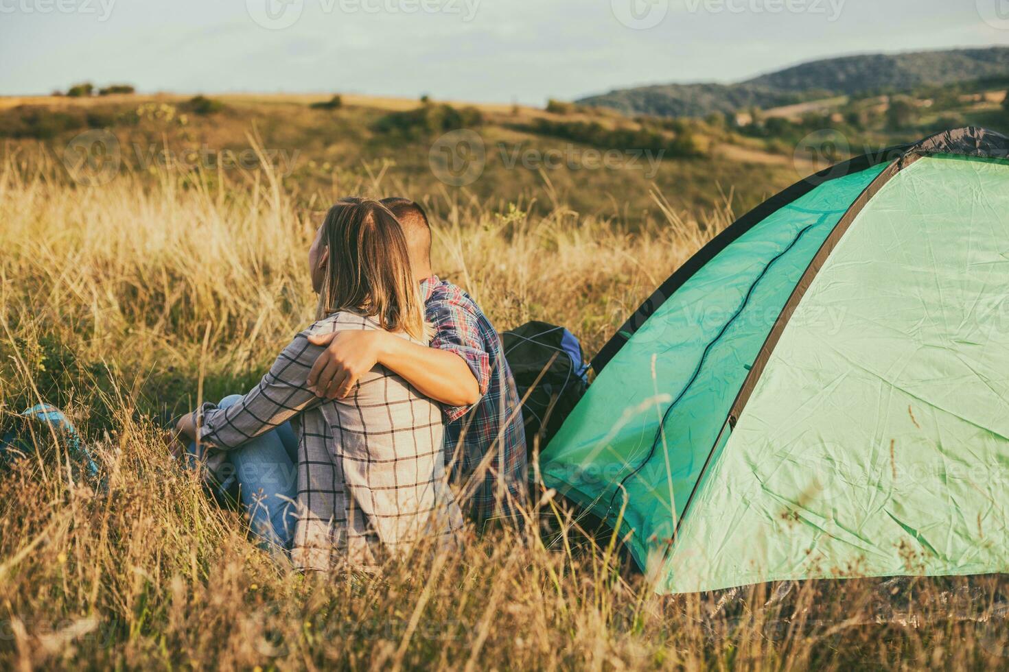 Paar Camping zusammen foto