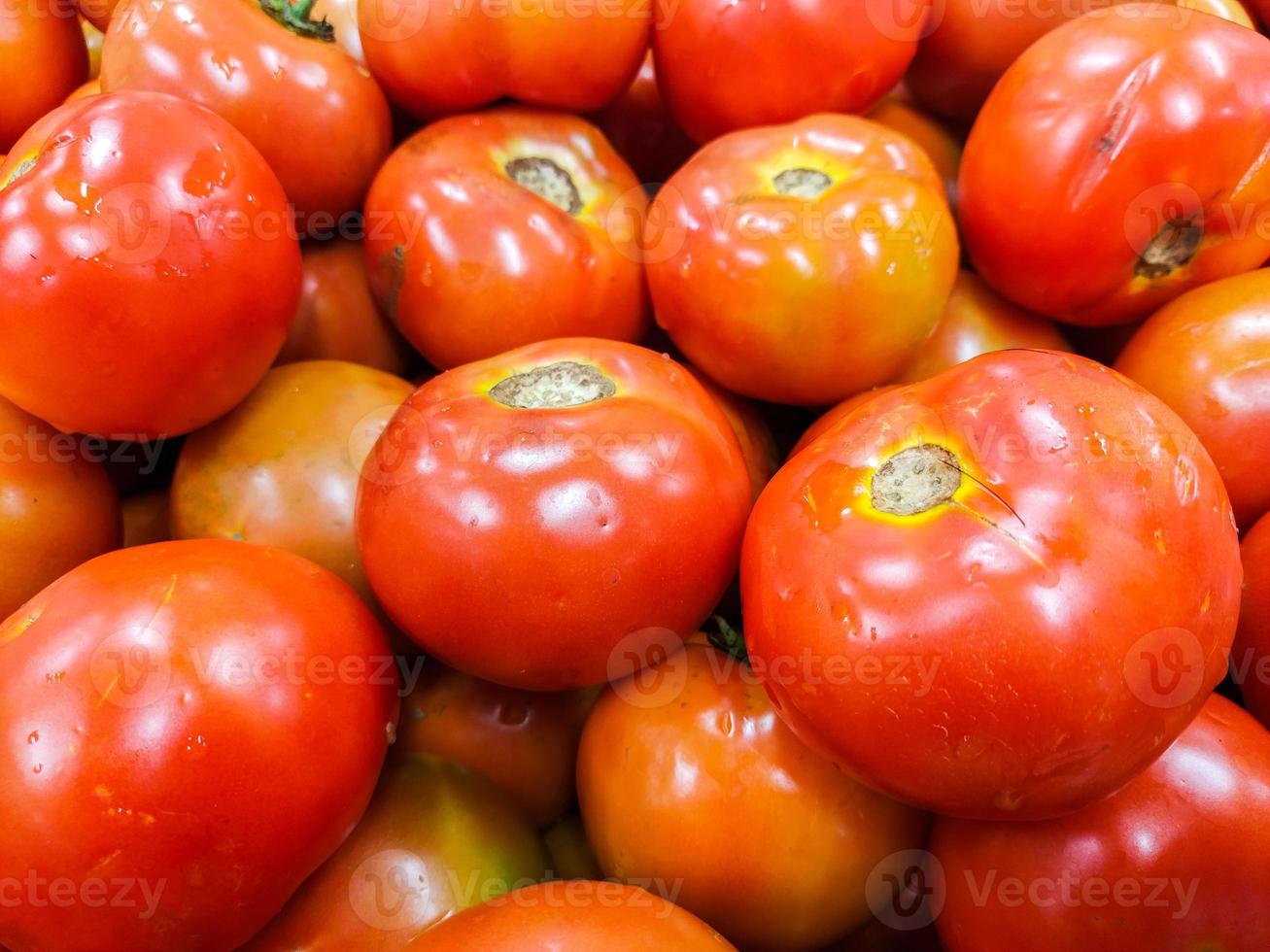 Tomaten an einem Stand auf einem offenen Markt in Rio de Janeiro foto