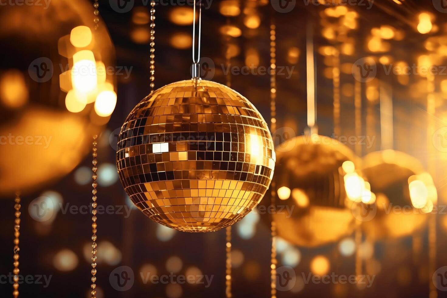 Disko Bälle Bild im Gold auf golden Hintergrund. generativ ai foto