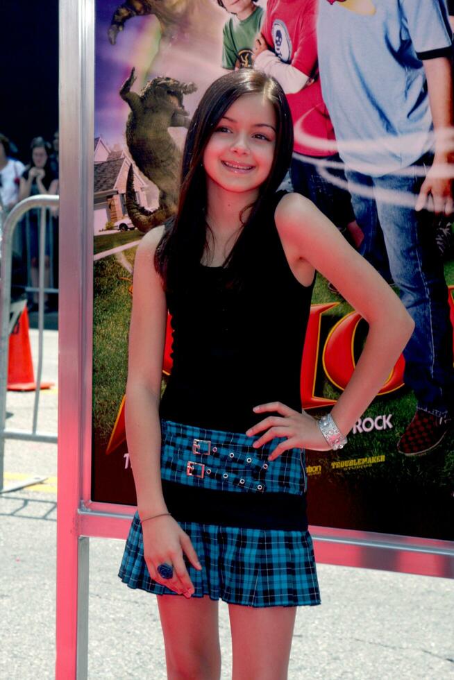 Ariel Winter ankommen beim das kurze Hose Premiere beim Gaumans Chinesisch Theater im Hollywood ca. auf August 15 2009 2009 Kathy Hutchins Hutchins Foto