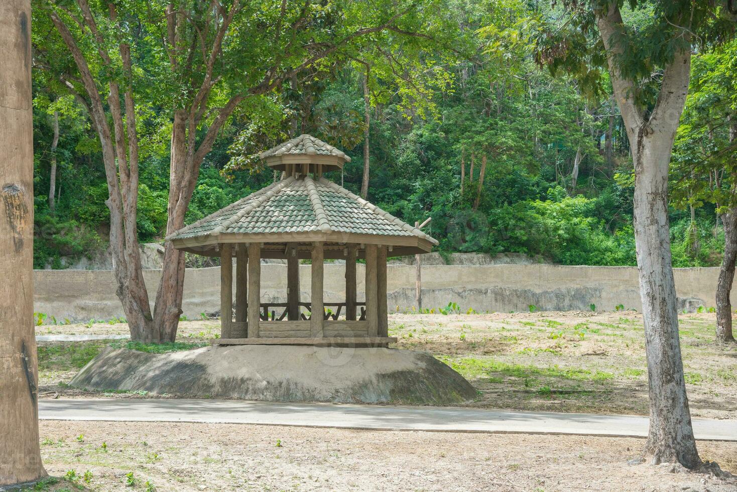 Pavillon im das Garten foto