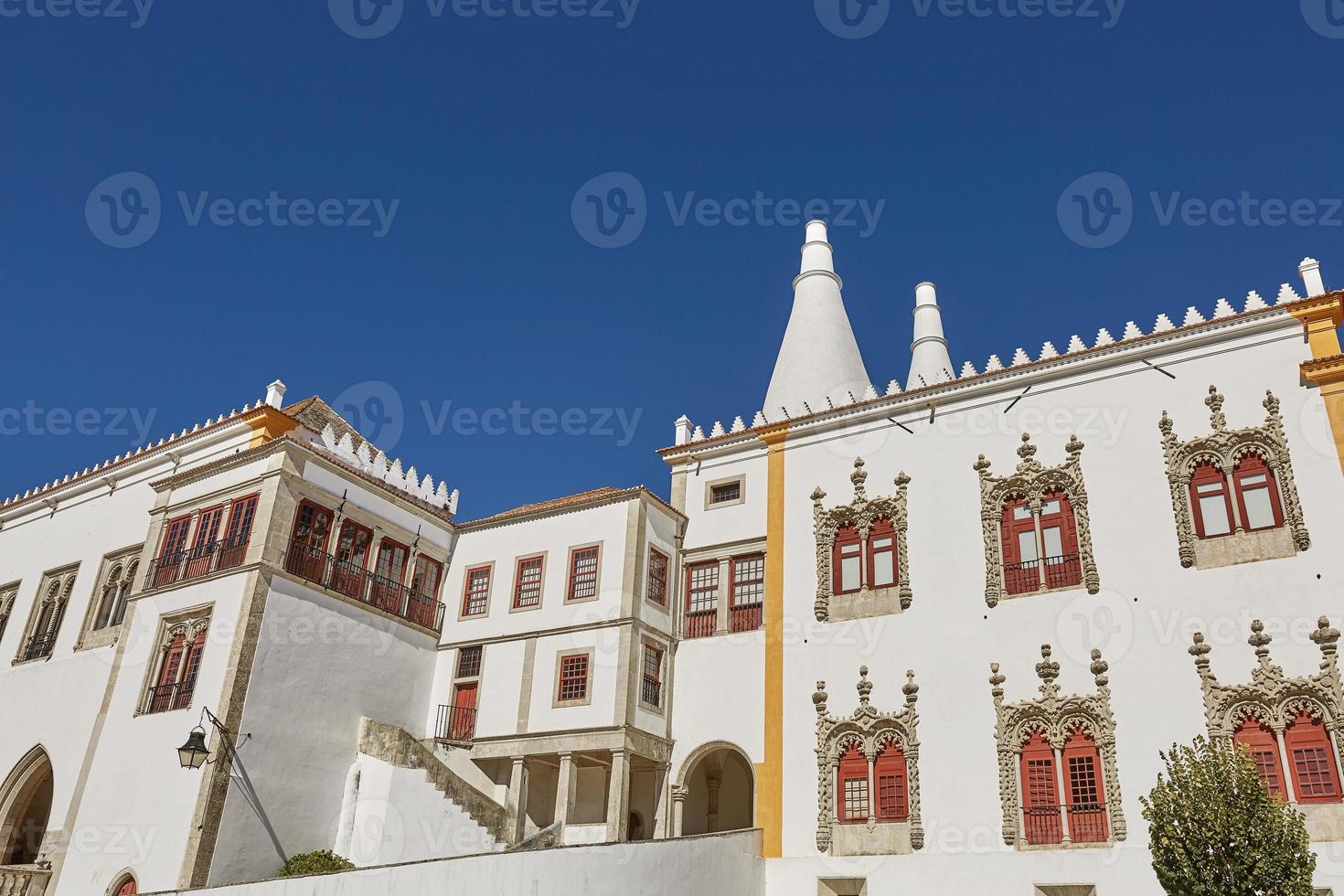 Palast von Sintra Palacio Nacional de Sintra in Sintra Portugal während eines schönen Sommertages foto