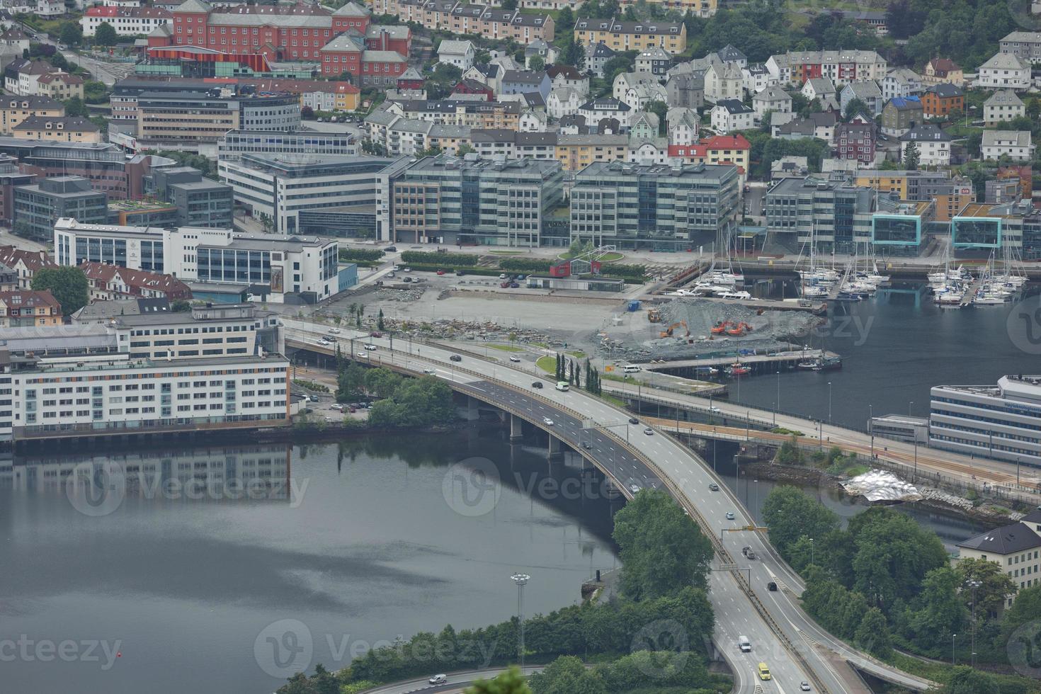 Blick auf die Stadt Bergen vom Berg Floyen foto