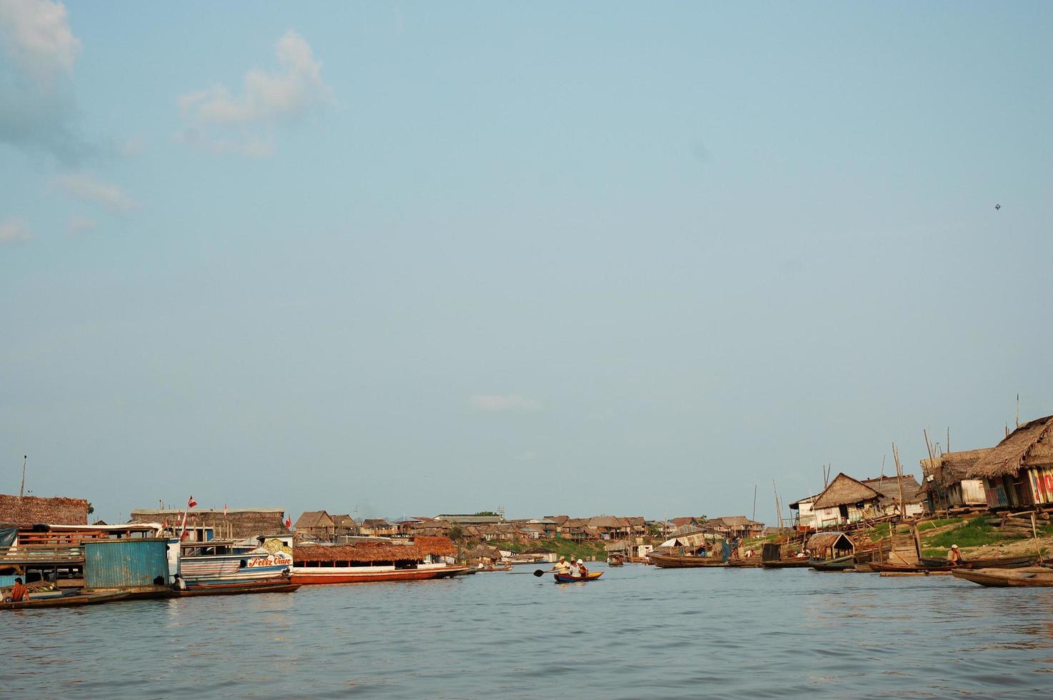 die Slums von Belen Village in Iquitos foto