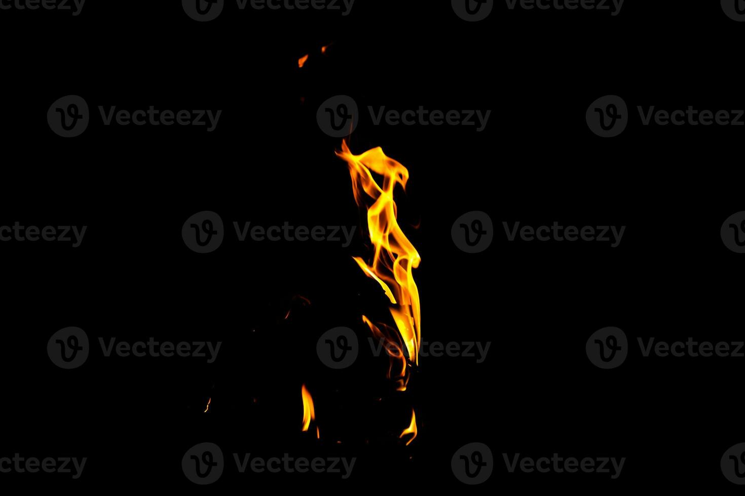 Feuer Flamme Textur. Brennmaterial Hintergrund. Brenneffektmuster. Flammen- und Fackeltapete. Hitze und Dunst Kulisse. foto